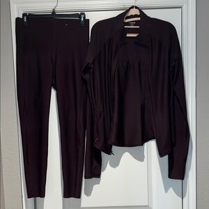 Old Navy Maroon Leggings & Jacket Set Size Medium
